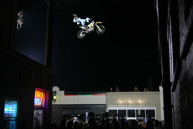 Random Rippling - Red Bull TNT Freestyle Riders