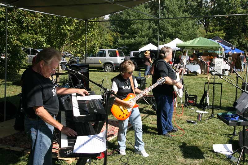 Random Rippling - Rocky Ripple Fest celebrates end of summer 2008