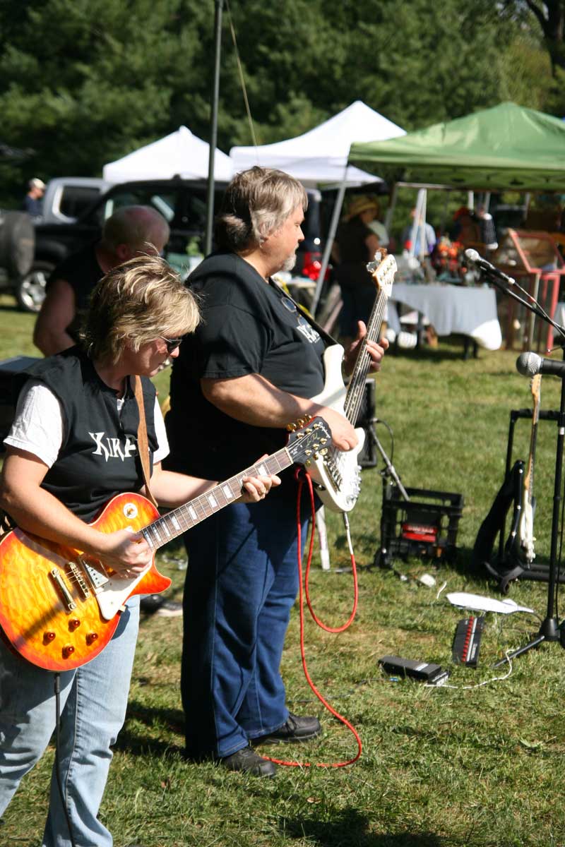 Random Rippling - Rocky Ripple Fest celebrates end of summer 2008