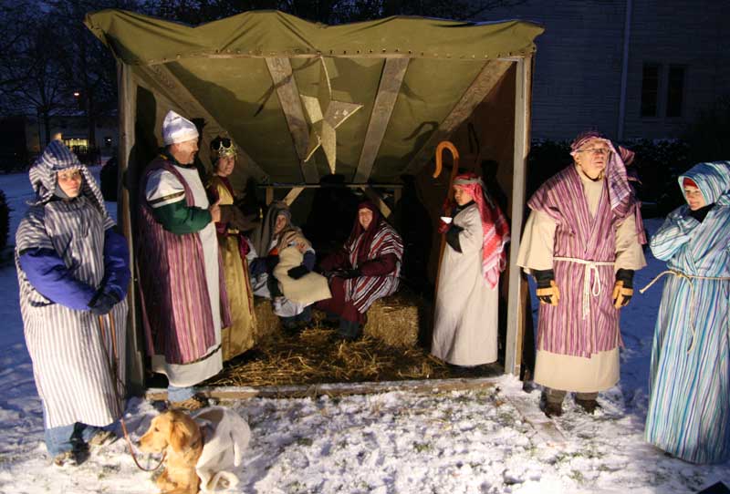 Random Rippling - Live nativity