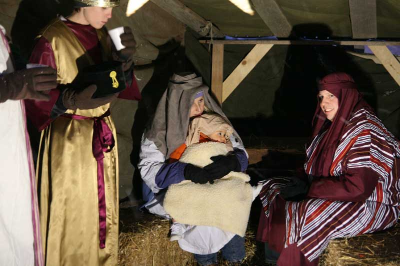 Random Rippling - Live nativity