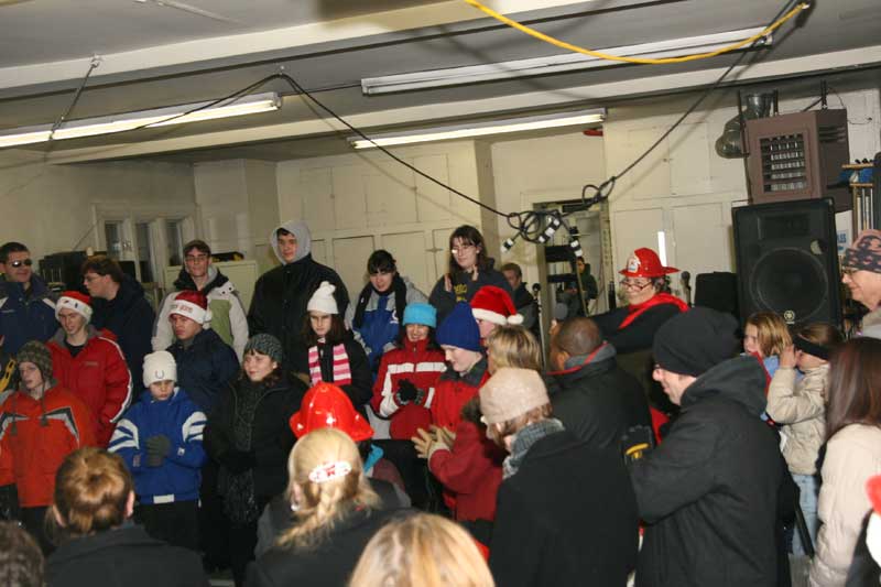 Random Rippling - Santa and ISBVI at Tree lighting