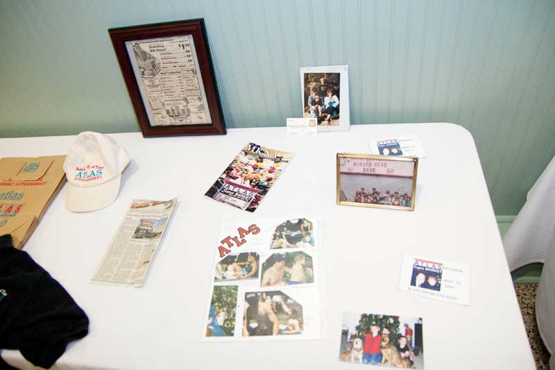 Atlas Super Market remembered at reunion