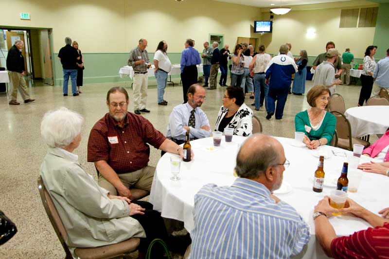 Atlas Super Market remembered at reunion