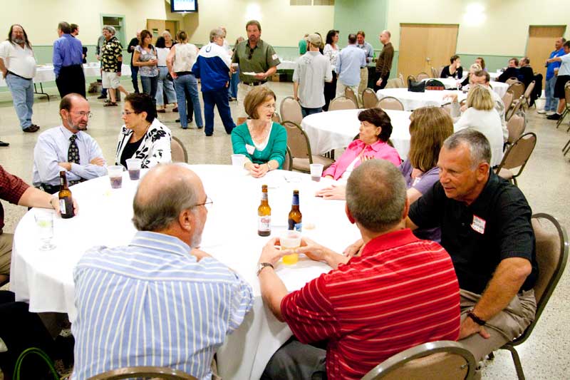 Atlas Super Market remembered at reunion