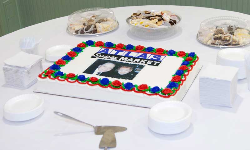 Atlas Super Market remembered at reunion