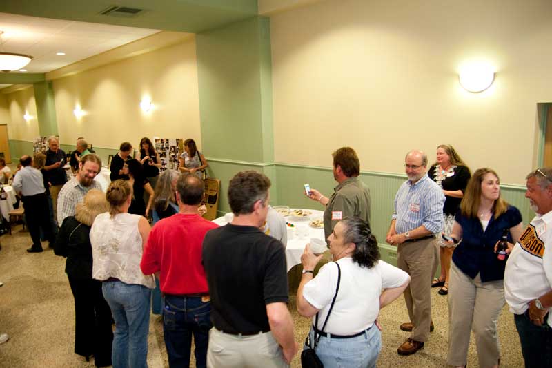Atlas Super Market remembered at reunion