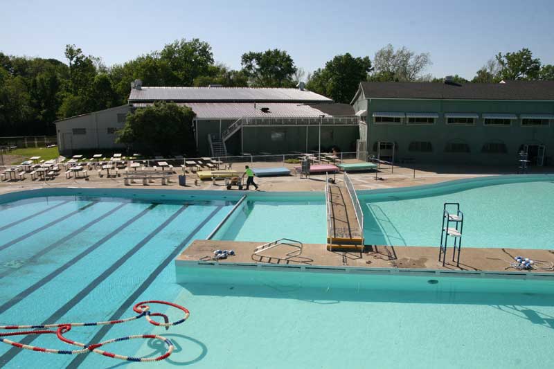 Random Rippling - New slide open at Riviera Club