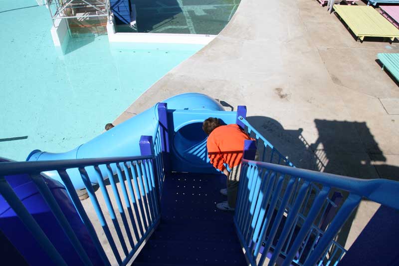 Random Rippling - New slide open at Riviera Club