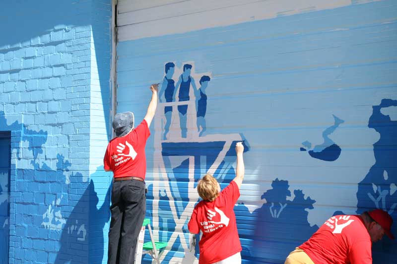 Random Rippling - Lilly Day of Service paints town