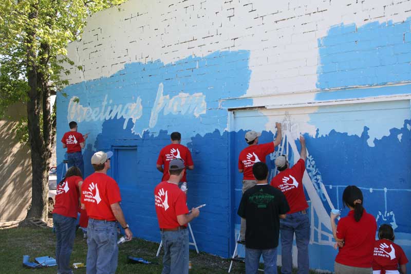 Random Rippling - Lilly Day of Service paints town
