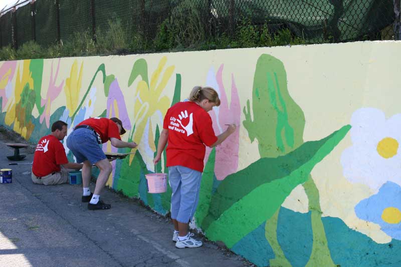 Random Rippling - Lilly Day of Service paints town