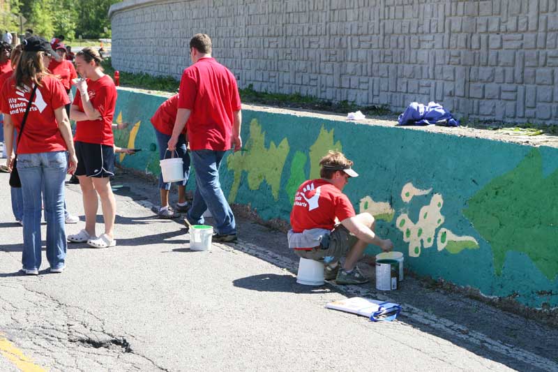 Random Rippling - Lilly Day of Service paints town