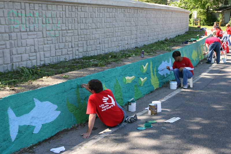 Random Rippling - Lilly Day of Service paints town