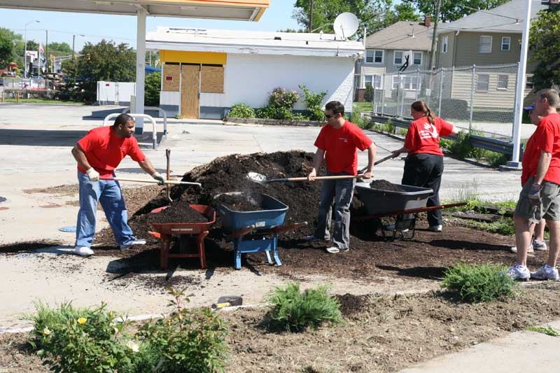 Random Rippling - Lilly Day of Service paints town