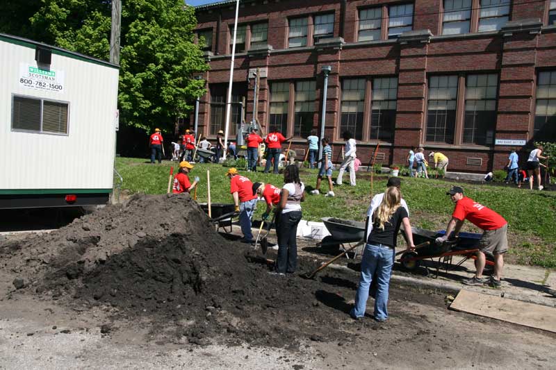 Random Rippling - Lilly Day of Service paints town
