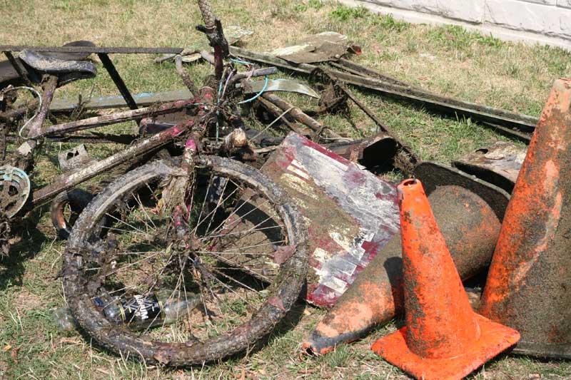Random Rippling - IFD drags canal for buried treasures 