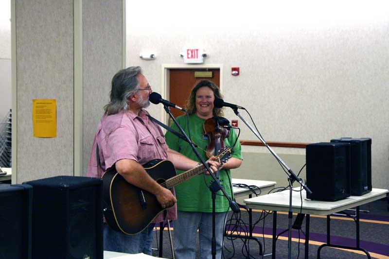 Random Rippling - BR Peace Jam held at Glendale library 