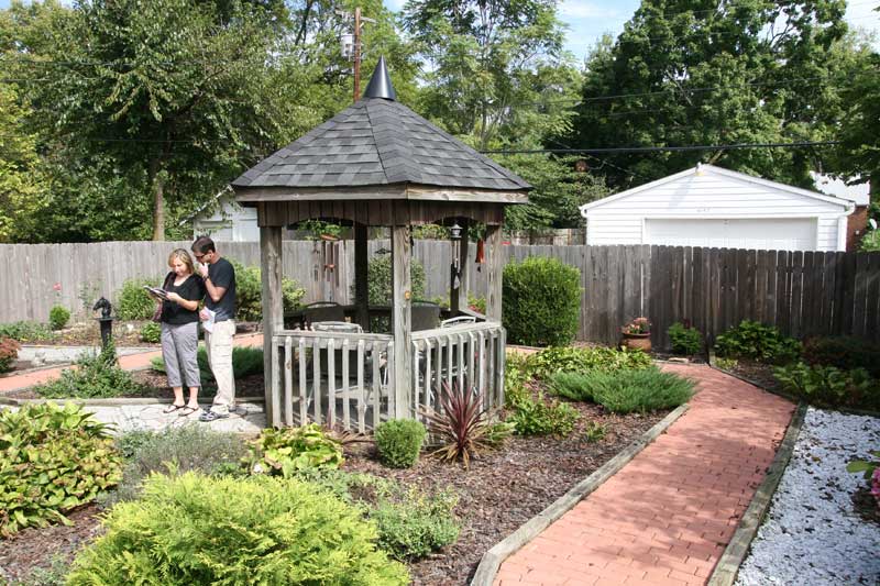 knot gardens at 6157 Park Avenue