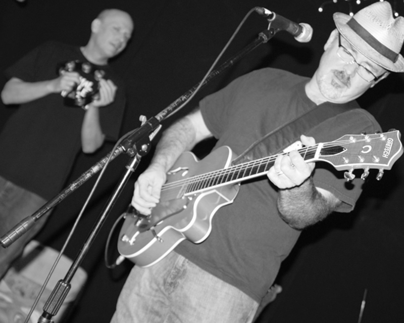 Scott Sanders of The ReachArounds.