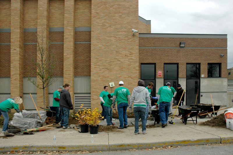 Random Rippling - BRHS gets new trees on campus 