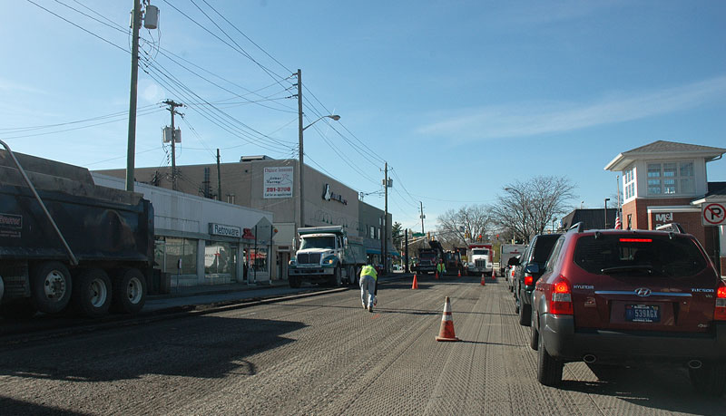 Random Rippling - BR Avenue Resurfacing continues 