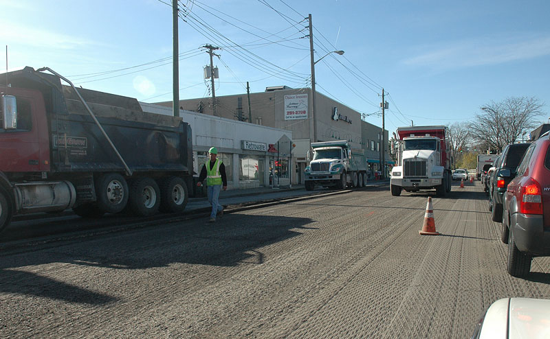 Random Rippling - BR Avenue Resurfacing continues 