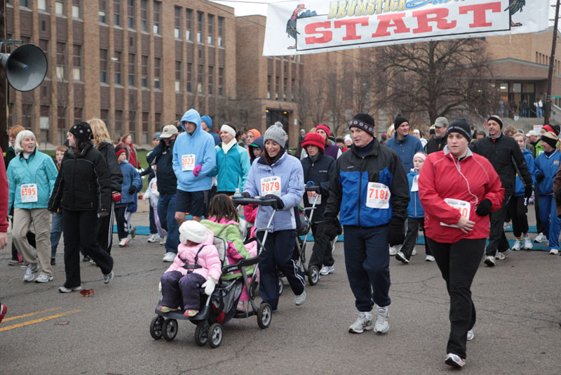 2009 Drumstick Dash Breaks Attendance Record 