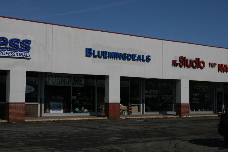 Bluemingdeals recently moved a few doors east into 2334 E. 53rd Street.