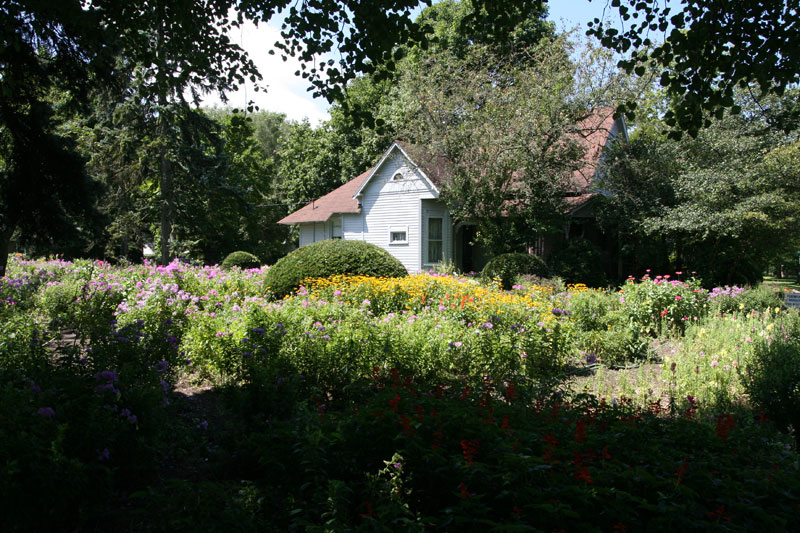 Random Rippling - 75 Years - The Flower House on Kessler