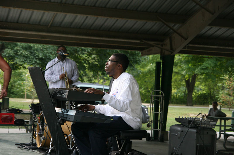 The lovely Cynthia Layne at the August 20, 2010, concert.