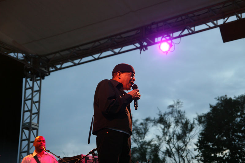 The great Al Jarreau took the stage at 7:45pm.