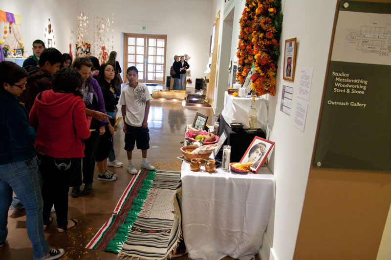 Random Rippling - Day of the Dead at Art Center