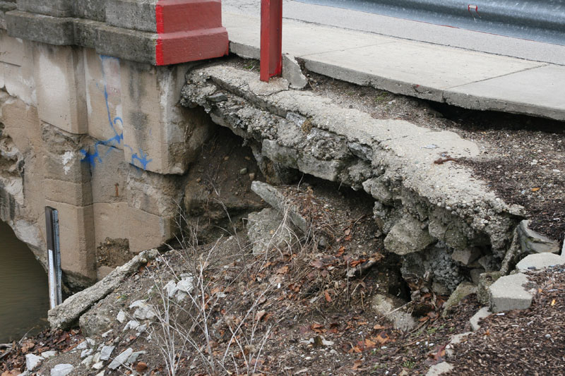 Random Rippling - Repairs scheduled for 105 year old Rainbow bridge