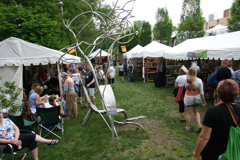 2011 Broad Ripple Art Fair at the Indianapolis Art Center