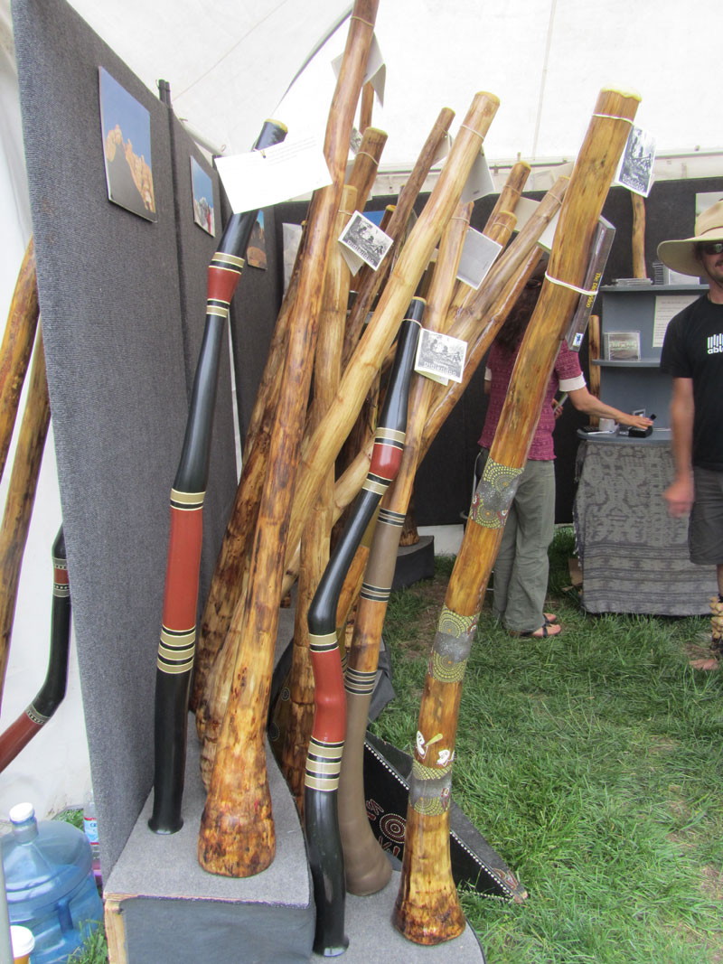 Rob Thomas & Tanya Gerard - didgeridoos