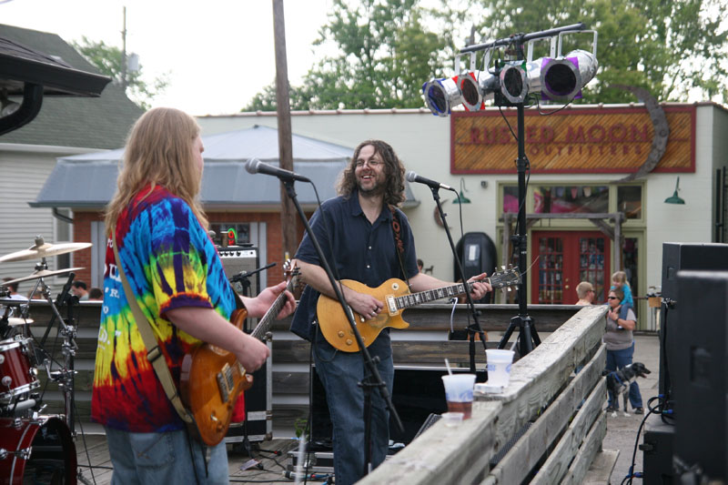 Random Rippling - Just Pop In'DY CAR Street Festival