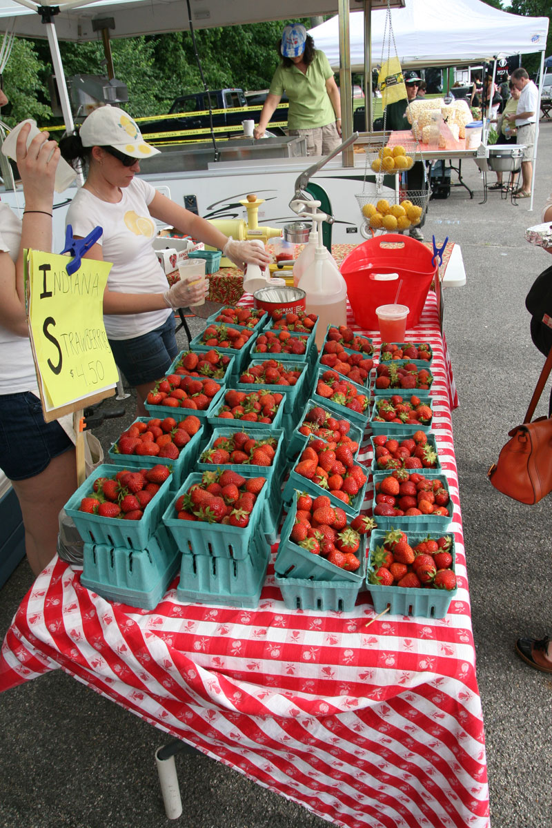 Farmers Market June 1, 2011