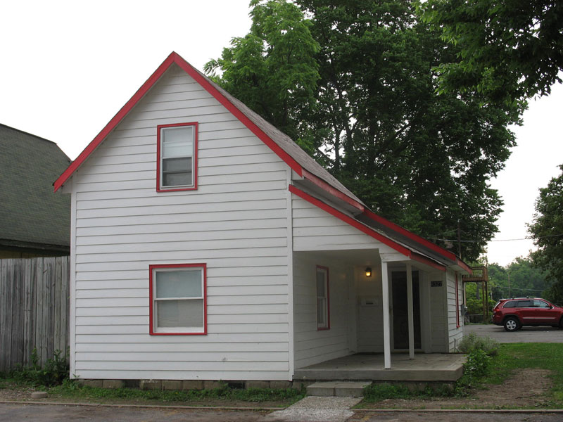 Apple Press at 6327 Ferguson Street