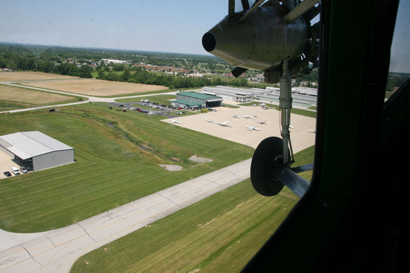 Random Rippling - Gazette takes historic ride in Ford Trimotor