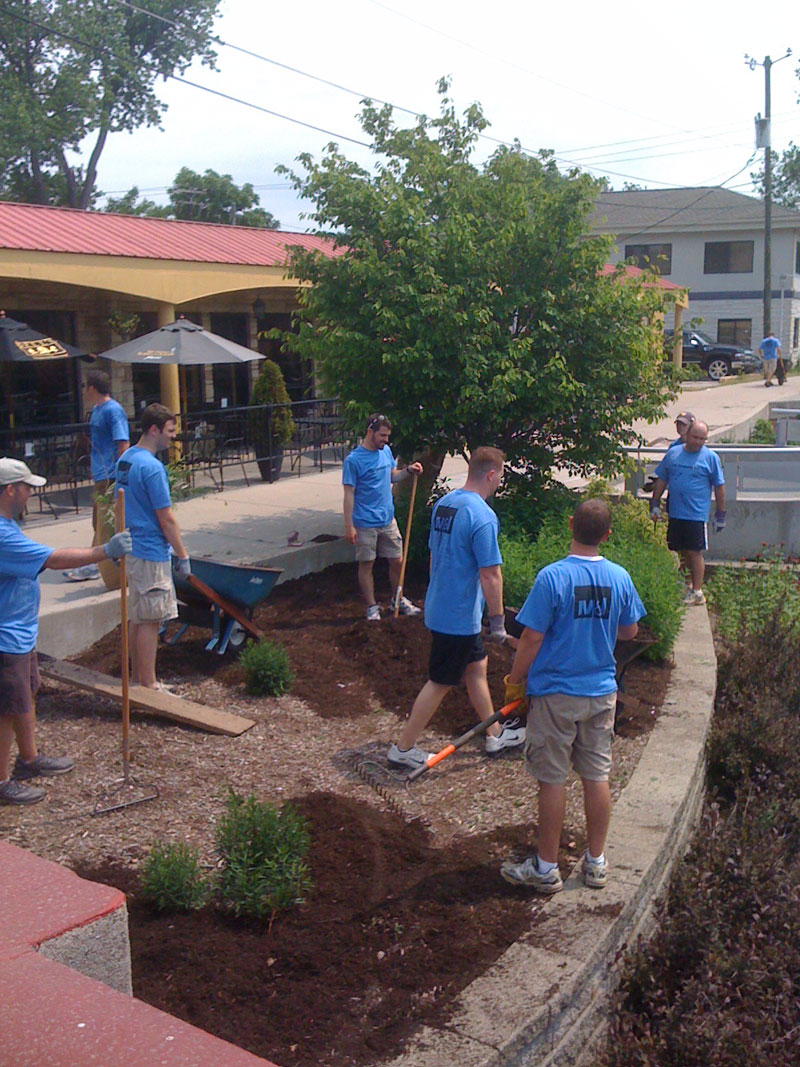 Random Rippling - M & I bank Day of Service