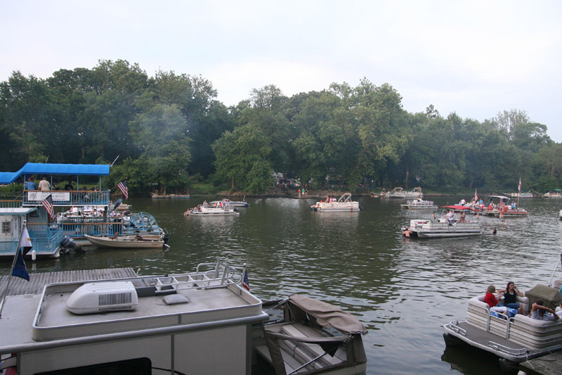 Random Rippling - 40th anniversary for Ravenswood fireworks 