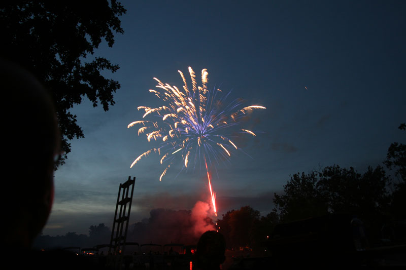 Random Rippling - 40th anniversary for Ravenswood fireworks 