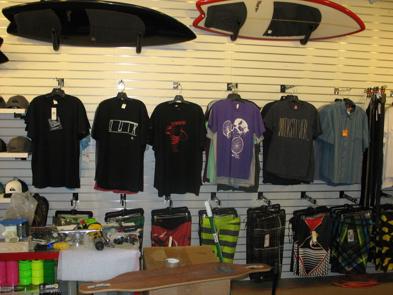 Ripple Surf & Board Shop on the Avenue - by Mario Morone 