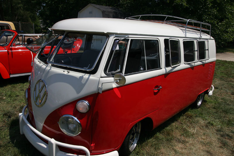 Random Rippling - Hoods & Hops Classic Car Show 