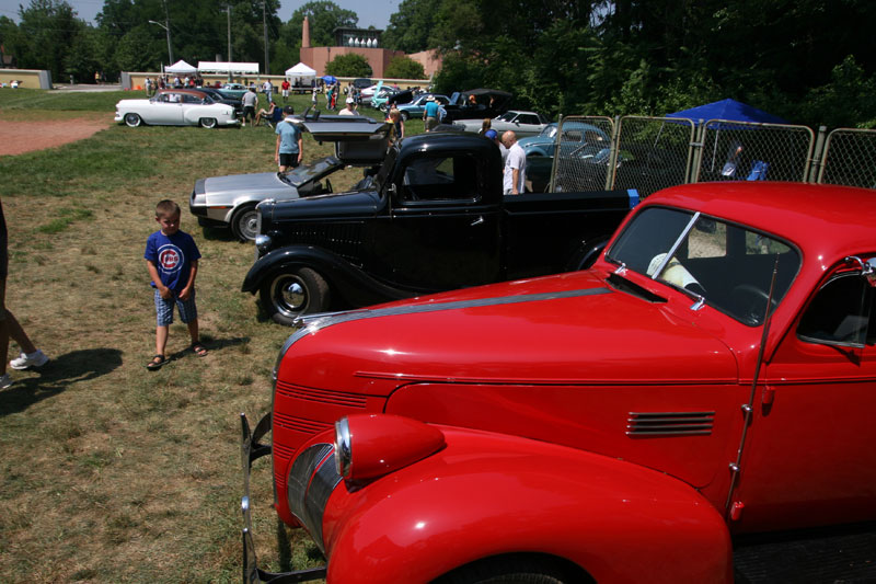 Random Rippling - Hoods & Hops Classic Car Show 