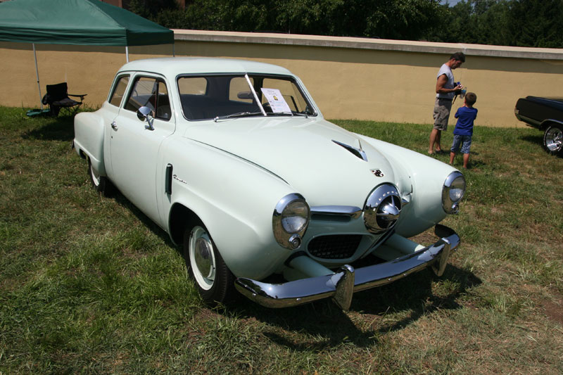 Random Rippling - Hoods & Hops Classic Car Show 