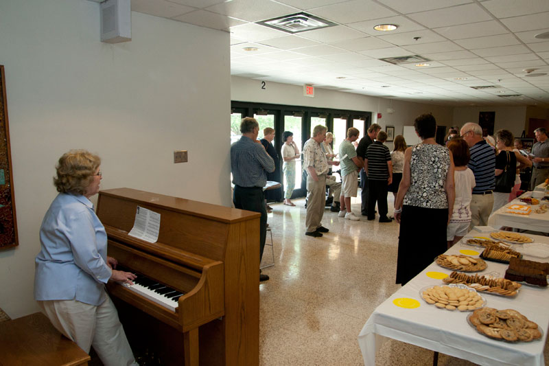 Gene Poston plaque unveiled at reception 