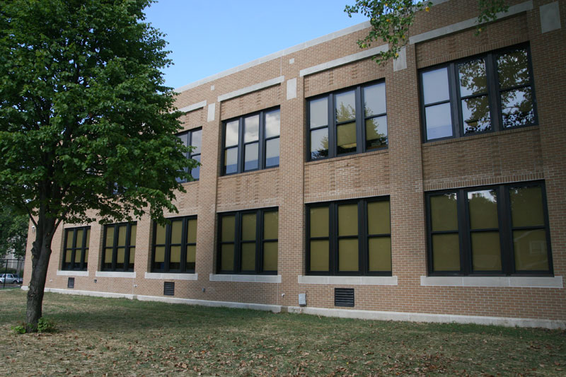 School 70 open house shows renovations