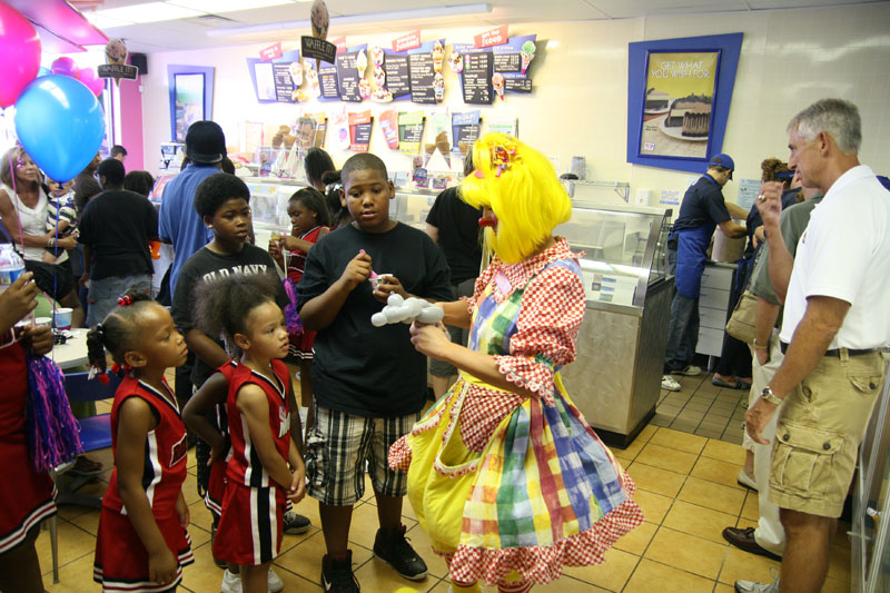 Random Rippling - Baskin Robbins re-opening 